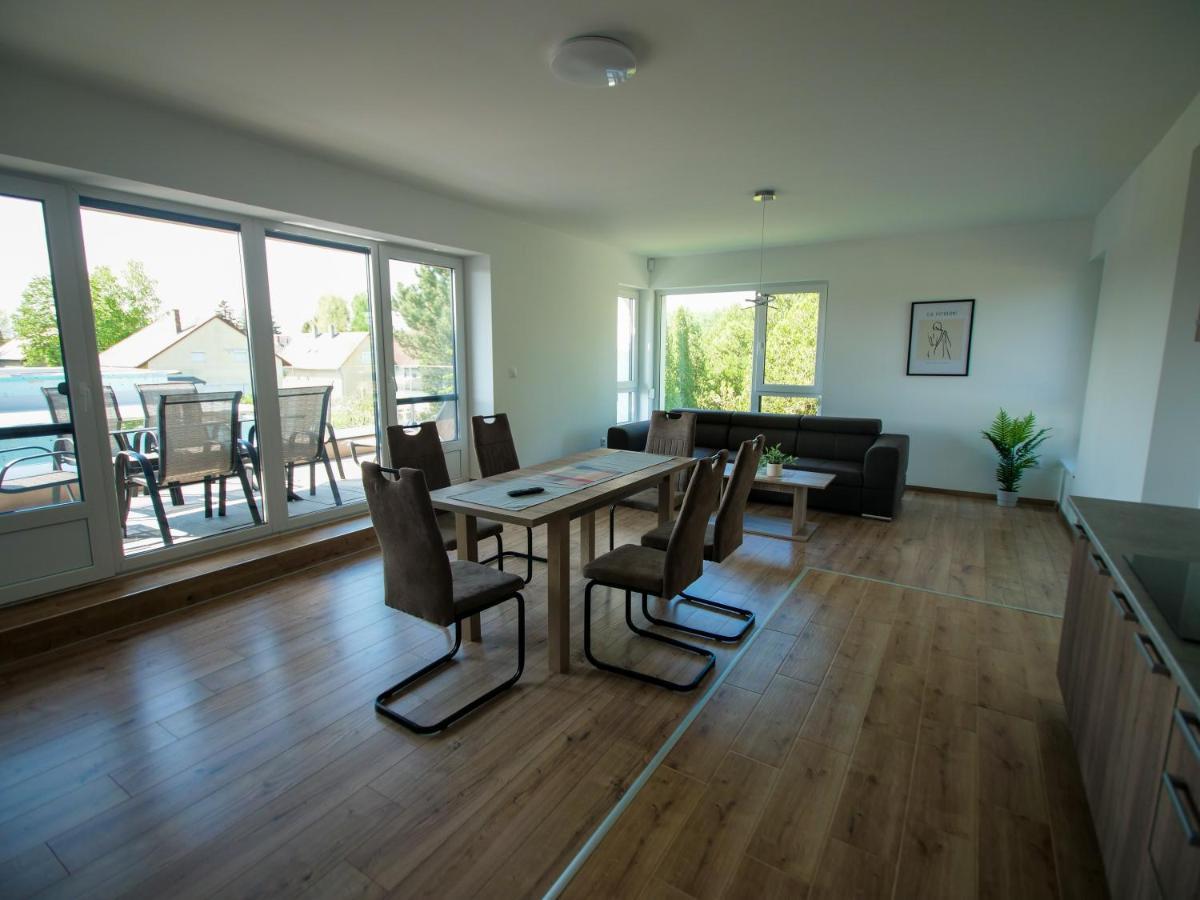 Zea Apartmanhaz Apartment Balatonfenyves Exterior photo